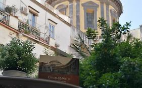 Chiaia Suites